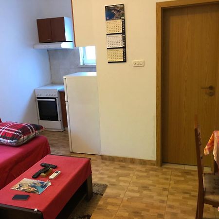 Apartment Villa Nikola บลัตเซ ภายนอก รูปภาพ