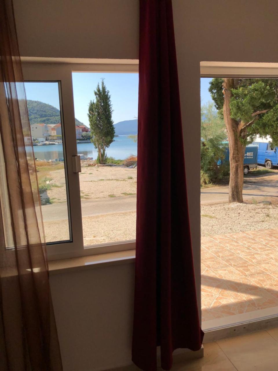 Apartment Villa Nikola บลัตเซ ภายนอก รูปภาพ
